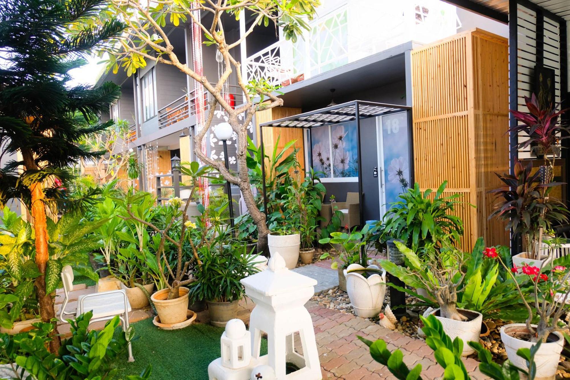 Baan Poon Garden Hotel Chaweng  Exterior photo